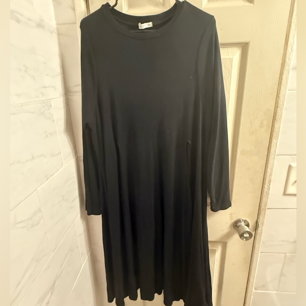 Rebdolls Classic Black Long Sleeve Dress with high slits on both sides size 5xl